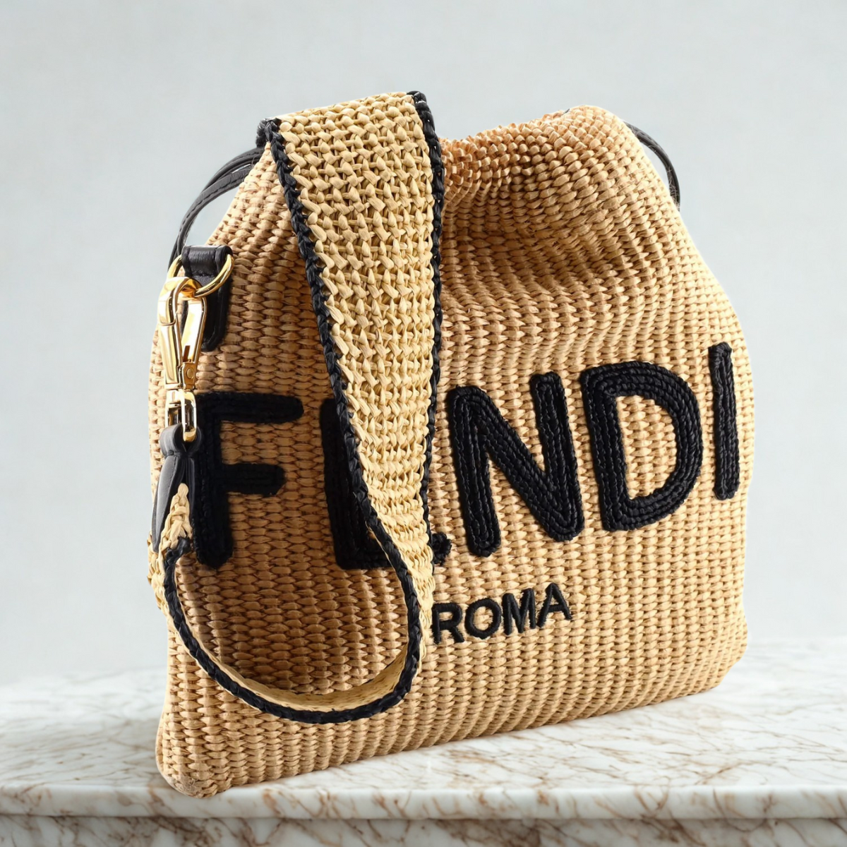 FENDI SACK SMALL WOVEN STRAW BAG IN BEIGE