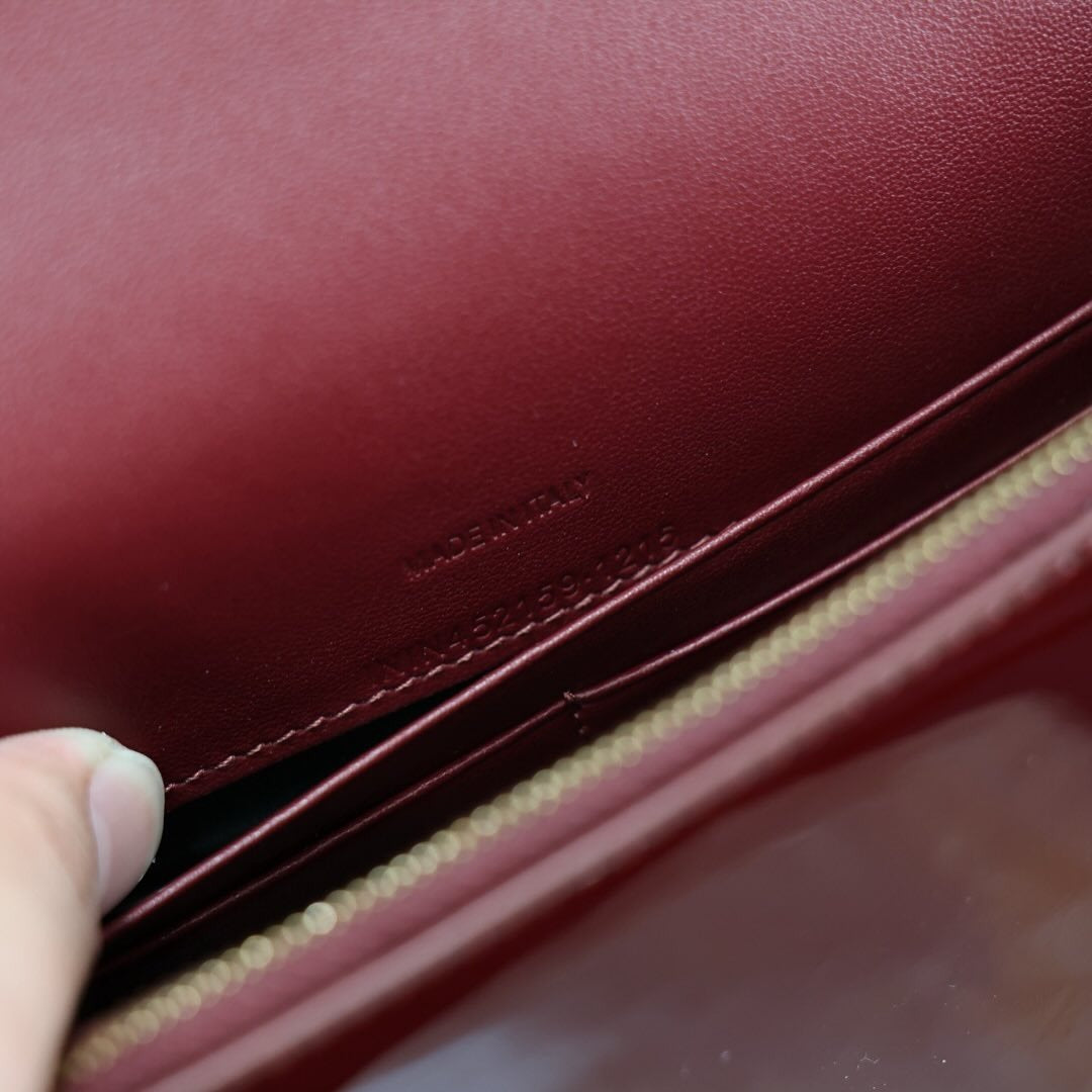 YVES SAINT LAURENT KATE SMALL IN PATENT LEATHER