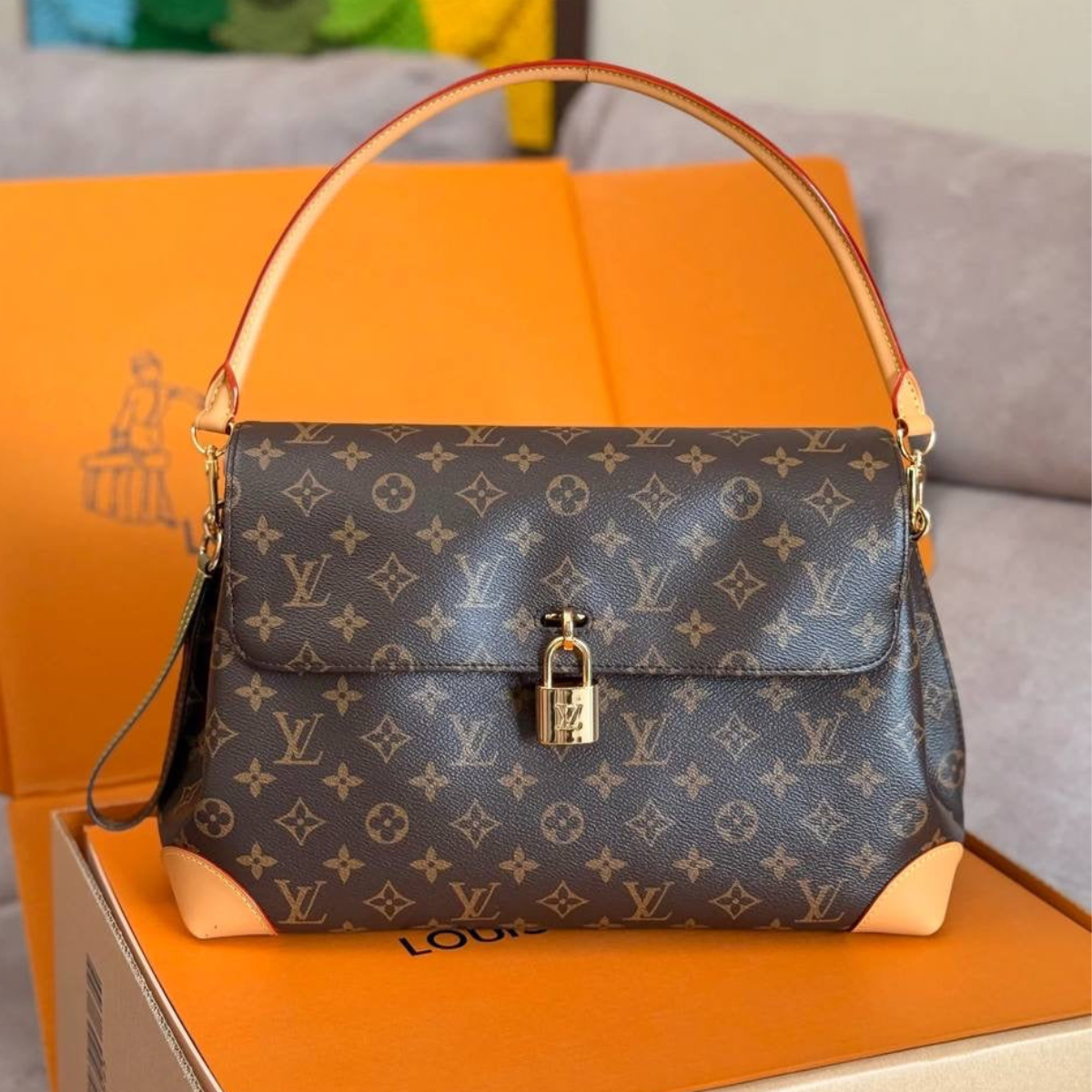 LOUIS VUITTON – HIDE AWAY MM BAG